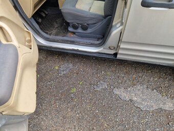 Ford tourneo conect - 2