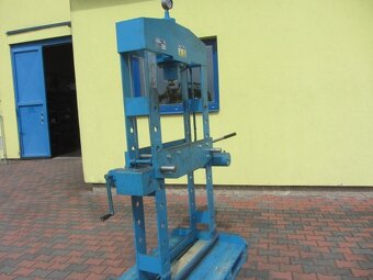Hydraulický lis OMCN 40 T - 2