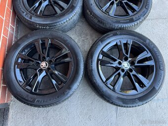 Alu 15" 5x100 škoda Proxima Black letní 95% F4, TOP - 2