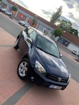 TOYOTA RAV4 - 2