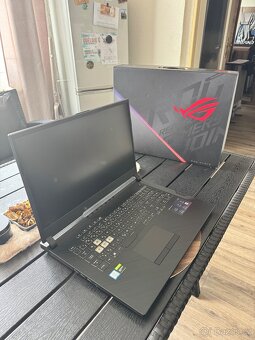 Herní notebook Asus ROG Strix - 2