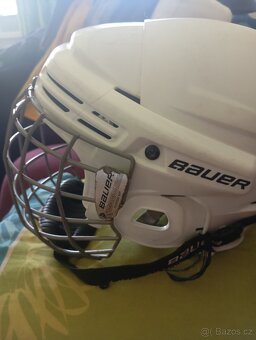 Bauer helma true Vision f/m 2100 S/P - 2