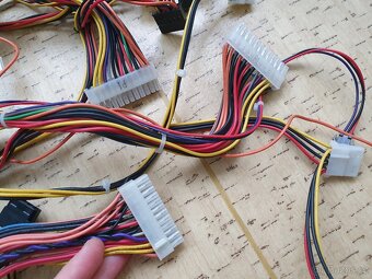 7x Zdroj, 400, 350 a 280w do PC. - Vše za 600kč. - 2