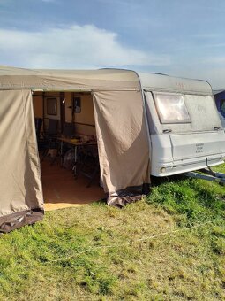 Karavan LMC 595 - 2