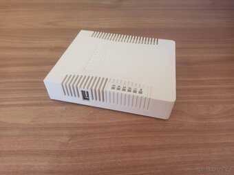 Router MikroTik RB951G-2HnD - 2