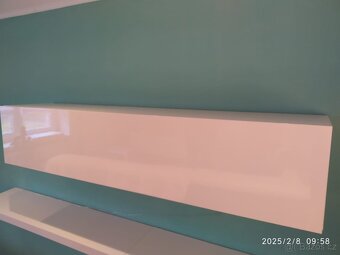 Závěsná skříňka - 2