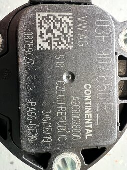 Senzor stavu oleje Škoda 03F907660 E - 2