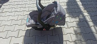 Autosedačka vajíčko - 2