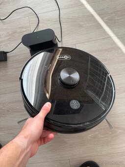 Robotický vysavač xobot - 2