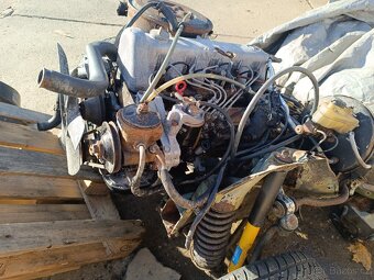 Prodám motor OM617 - 2