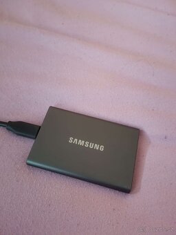 Samsung Portable SSD T7 2TB šedý - 2