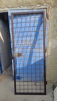 Vrátka, mříž na kotec. - 2