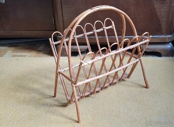 Stojan na časopisy - 2