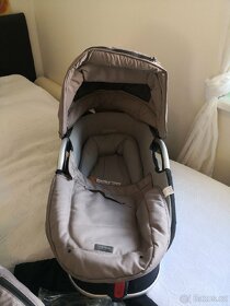 Korba + vajíčko Casual Play + další věci navíc - 2