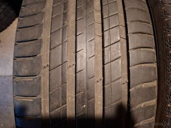 235/50/19 Michelin Letní 7 mm - 2