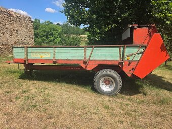 Rozmetadlo hnoje Kemper 3,5 tuny - 2