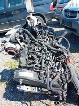 VW GOLF6 1.6TDI-DILY - 2