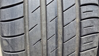 Letní pneu 225/55/17 Good Year - 2