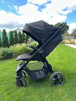 Audi kočárek ( Britax Römer) - 2