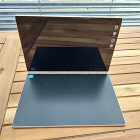 Pěkný Tablet Lenovo Yoga Book YB1-X90F,64GB,4GB RAM,HDMI - 2