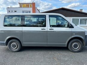 VW Transporter T5 - 2