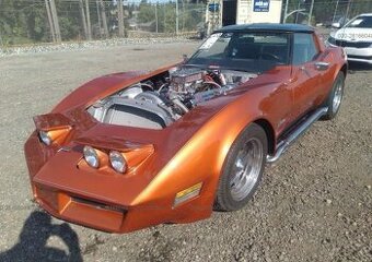Chevrolet CORVETTE C3 ,- 400 koni - 2