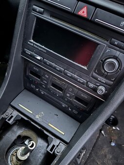 Dvoudin radio audi a4 b7 - 2