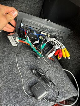 2DIN vw,Audi,škoda, seat + parkovací kamera - 2