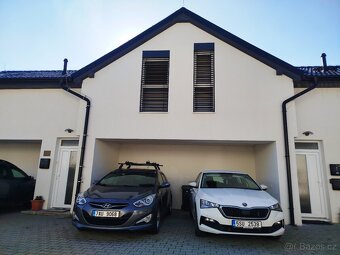 Prodej bytu 3+kk 96 m² s vlastní zahradou - 2