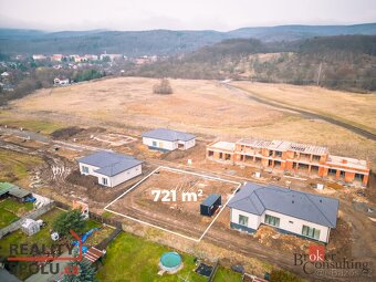 Prodej, pozemky/bydlení, 721 m2, K zámku, Střelná, 41723 Koš - 2