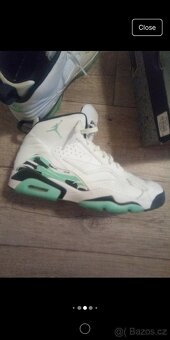 Jordan MVP velikost 44 - 2