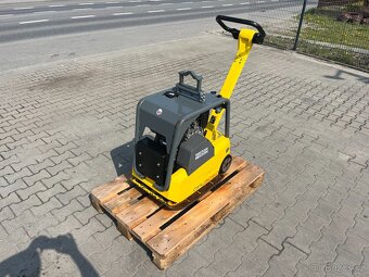 Reverzní vibrační deska Wacker Neuson DPU 3050He, Bomag - 2