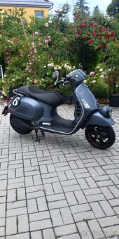 Vespa Sei Giorni - 2