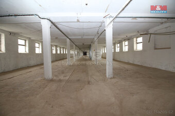 Pronájem skladu, 3652 m², Kratonohy - 2