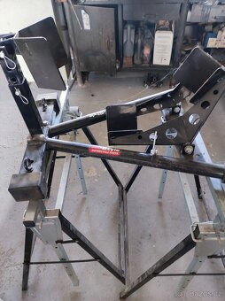 Držak motorky - 2