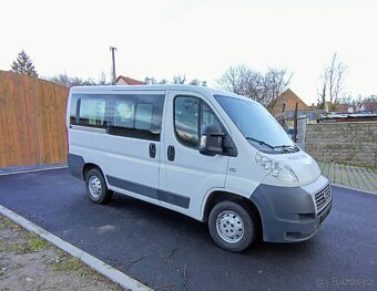 Půjčovna minibus 9 míst automat - 2