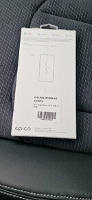 Sklo Edge to Edge Apple iPhone 15 - černý okraj
- 2