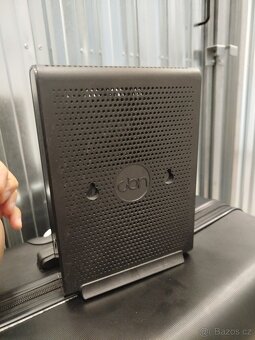 Modem Compal CH7465 černý (pro Pevný internet Kabel) - 2
