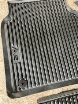 Audi A8 L D4 gumové koberce/rohože/koberečky - 2