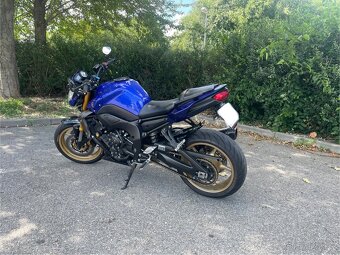Yamaha FZ8N - 2