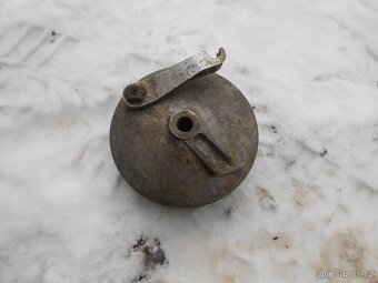 štít brzdy na Jawu 550 - 2