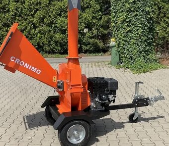 Štěpkovač benzínový za traktor CRBX-44 - 2