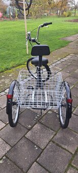 Šlapací tříkolka pro dospělé - 2