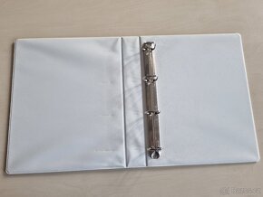 Pořadač plastový - 4 kroužky - prezentační s přední kapsou - 2