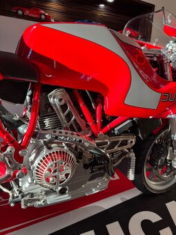 Ducati MH900e 1.majitel, 2716Km - 2