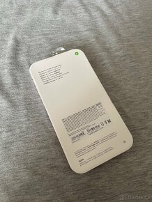 Růžový obal na iPhone 14 - 2