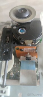 Leser od  HiFi věže Sony RX 77 - 2