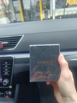 Versace Crystal Noir parfém - 2
