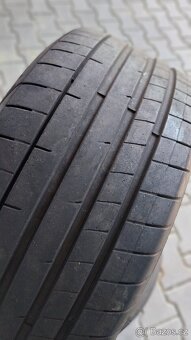 Prodám 2 x letní pneu Goodyear 245/40/21 - 2