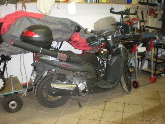 Honda SH 300i - 2